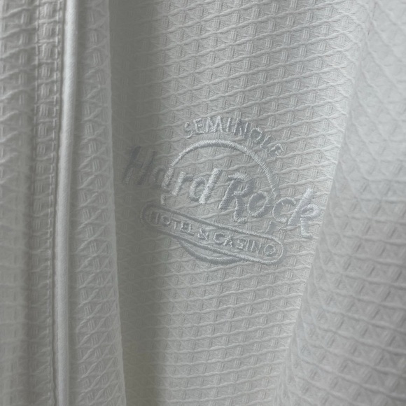 Hard Rock Hotel & Casino Robe (NWOT) - Picture 1 of 6